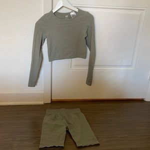HM top and short set